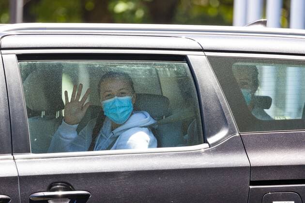January 20, 2021: Ivana Popovic of Australia is leaving the Pullman Hotel for a practise session ahead of the 2021 Australian Open. About 1200 tennis players and officials arrived in Melbourne via 15 chartered airplanes and have to undergo a 14 day quarantine period before being allowed to compete. The Pullman Hotel is one of three hotels being used for the quarantine of the players. Cal Media Melbourne Australia - ZUMAc04_ 20210120_zaf_c04_001 Copyright: xSydneyxLowx