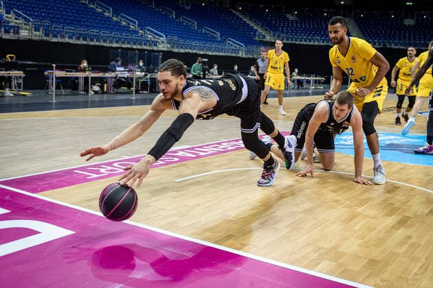Basketball Berlin 20 01 2021 Season 2020 2021 MAGENTA SPORT BBL Cup Preliminary Round Alba Berlin vs Basketball Löwen Braunschweig Gavin Schilling Braunschweig, No 34