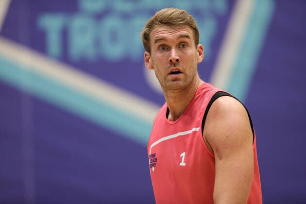 Beach volleyball, Alex Walkenhorst sparks trouble during Twitch broadcast of womens match