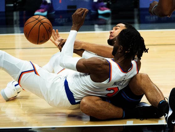 January 22, 2021, Sacramento, CA, USA: Sacramento Kings guard Cory Joseph (9) battles New York Knicks center Nerlens Noel (3) for loos ball during a game in the first quarter at Golden 1 Center on Friday, Jan. 22, 2021 in Sacramento. Sacramento USA - ZUMAj89_ 20210122_zaf_j89_008 Copyright: xPaulxKitagakixJr.x