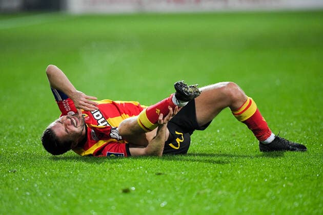 18 YANNICK CAHUZAC (LENS) - BLESSURE FOOTBALL : Lens vs Nice - Ligue 1 Uber Eats - 23 01 2021 FEP Panoramic 