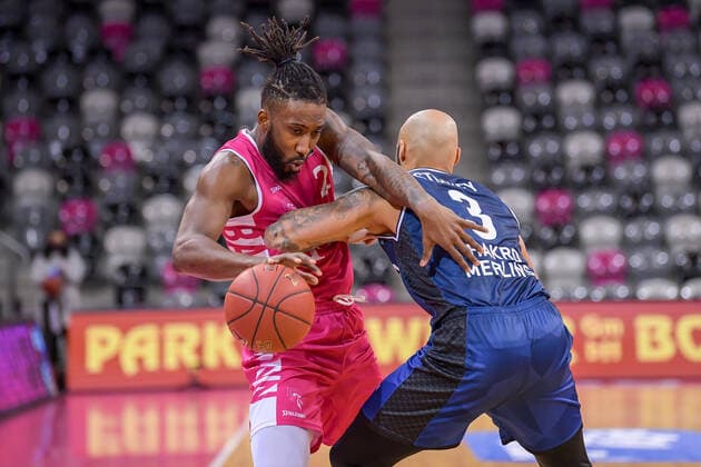 easyCredit BBL, Telekom Baskets Bonn vs HAKRO Merlins Crailsheim, 24 01 2021 Xavier Pollard Telekom Baskets Bonn 2 , Maurice Stuckey HAKRO Merlins Crailsheim 3 , easyCredit BBL, Telekom Baskets Bonn vs HAKRO Merlins Crailsheim on 24 01 2021 at Telekom Dome Bonn, Bonn Nordrhein Westfalen Copyright: xBEAUTIFULxSPORTS Mueller-Laschetx