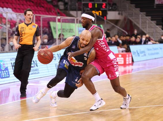 Josh Hagins Telekom Baskets Bonn vs Maurce Stuckey HAKRO Merlins Crailsheim easyCredit BBL 1 Bundesliga , Season 2020 2021 , Matchday 14
