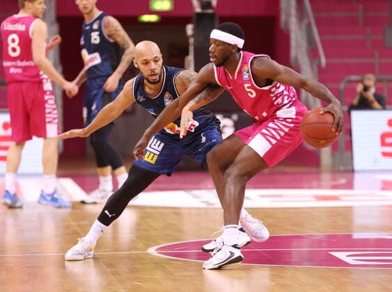 Josh Hagins Telekom Baskets Bonn vs Maurice Stuckey HAKRO Merlins Crailsheim easyCredit BBL 1 Bundesliga , Season 2020 2021 , Matchday 14
