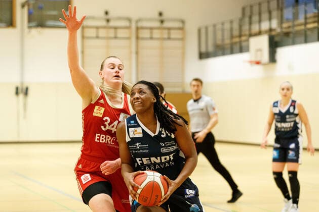 Hannover, Germany 24 January 2021 1 BBL Women 2020 2021 TK Hannover vs XCYDE Angels Noerdlingen v li in duel Hannah Brown Hannover and Respect Leaphar Noerdlingen Sporthalle Birkenstraße Niedersachsen Copyright: xFotostandx xxMattheyx