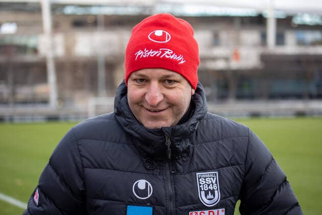 Holger Bachthaler Coach SSV Ulm 1846 , VfB Stuttgart II SSV Ulm 1846, Football, Men, Regionalliga Suedwest, 17 Matchday, Season 2020 2021, 24 01 2021, VfB Stuttgart II SSV Ulm 1846, Football, Men, Regionalliga Suedwest, 17 Matchday, Season 2020 2021, 24 01 2021, Stuttgart Copyright: xEibner-Pressefoto DROFITSCHx EP_ddh
