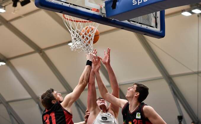24 01 2021 Basketball Season 2020 2021 2 Bundesliga Pro A 17 Matchday Nürnberg Falcons Basketball Club NBC Artland Dragons Quakenbrück Robert Oehle 31, Artland Dragons Jonathan Maier 13, Nürnberg Falcons BC NBC Jacob Knauf 25, Artland Dragons