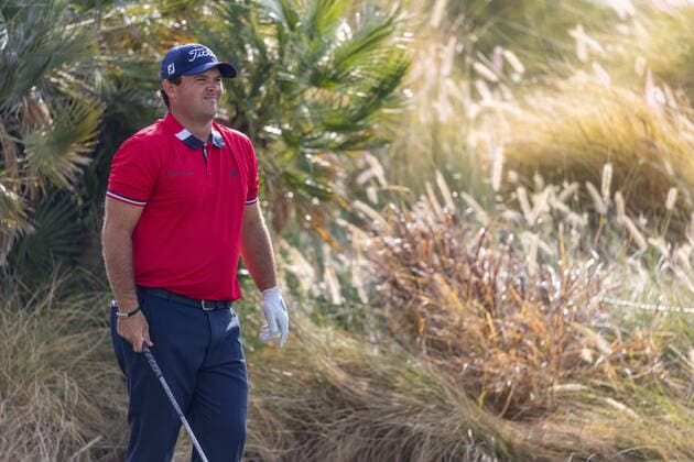 LA QUINTA, CA - JANUARY 22: Patrick Reed hits his tee shot on the18th hole during the second round of The American Express PGA, Golf Herren Tournament at PGA West Nicklaus Tournament Course in La Quinta, CA (Photo by Tom Hauck Icon Sportswire) GOLF: JAN 22 PGA - The American Express Icon719210122070