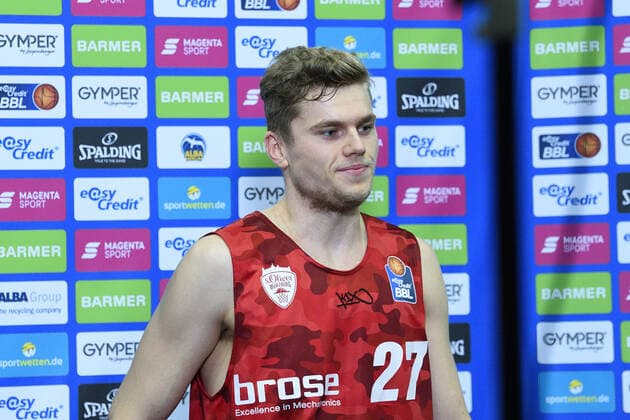 Jonas Weitzel Wuerzburg Interview, BBL, Alba Berlin vs s Oliver Wuerzburg, at Mercedes Benz Arena, 24 01 21, GER, Berlin, 24 01 21, BBL, Alba vs s Oliver Wuerzburg Berlin Copyright: xUwexKoch xEibner-Pressefotox EP_ukh