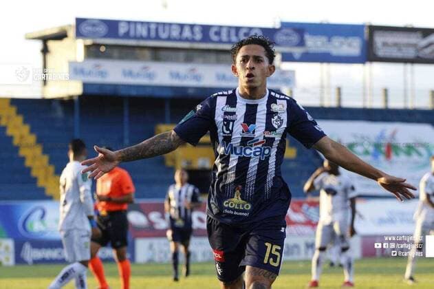 January 25, 2021 Byron Bonilla scored the first goal of the game between Cartagino s and Limo, on the fourth date of the 2021 Closing Ceremony The game is only broadcast on the Facebook of the blue and white photographers Cartagino s Latino News January 25, 2021  - ZUMAla2_ 20210125_zaa_la2_029 Copyright: xLaxNacionx