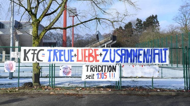 Banners of the KFC Uerdingen fans on 24 01 2021 in front of the Grotenburg in Krefeld xHDx