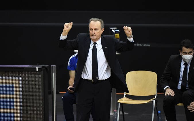 Basketball, men, 2020 2021 season, EuroLeague 22 matchday , Alba Berlin ZSKA Moscow, coach Aito Garcia Reneses Alba Berlin , 27 01 2021, Copyright: xSebastianxRäppoldx xMatthiasxKox