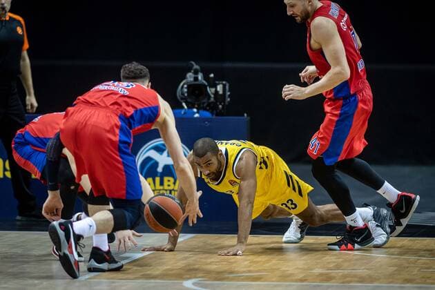 Basketball Berlin 27 01 2021 Season 2020 2021 Euroleague Regular Season Alba Berlin vs ZSKA Moscow Jayson Granger Alba Berlin, No 33 Tornike Shengelia Moscow, No 23 li