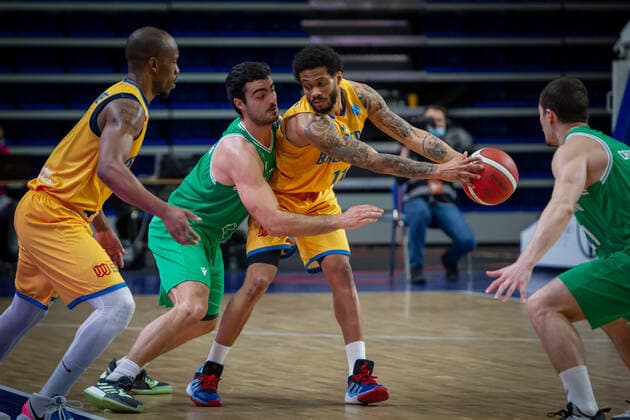 2021.01.28 Wloclawek, Koszykowka, FIBA Europe Cup, Sezon 2020 2021 Grupa C, mecz Arged BMSlam Stal Ostrow Wielkopolski - Sporting CP Lizbona N z Taureen Green (Stal nr 11) Diogo Ventura (Sporting nr 9) Foto Piotr Kieplin PressFocus 2021.01.28 Wloclawek, FIBA Europe Cup, Sezon 2020 2021 Regular Season Group C, game Arged BMSlam Stal Ostrow Wielkopolski - Sporting CP Lizbona Taureen Green (Stal nr 11) Diogo Ventura (Sporting nr 9) Credit: Piotr Kieplin PressFocus NEWSPIX.PL --- Newspix.pl  20210128PF_PK021