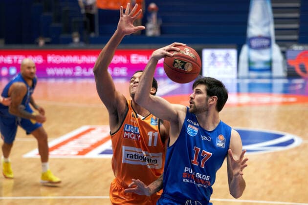 Syntainics MBC Ratiopharm Ulm, Basketball, Bundesliga, Men, 15 Matchday, 30 01 2021, v l Isaiah Wilkins Ulm, 11 , Aleksandar Marelja MBC, 17 Syntainics MBC ratiopharm ulm, Basketball, Bundesliga, Men, 15 Matchday, 30 01 2021, Weissenfels Copyright: xSchulz Eibner-Pressefotox ep_esz