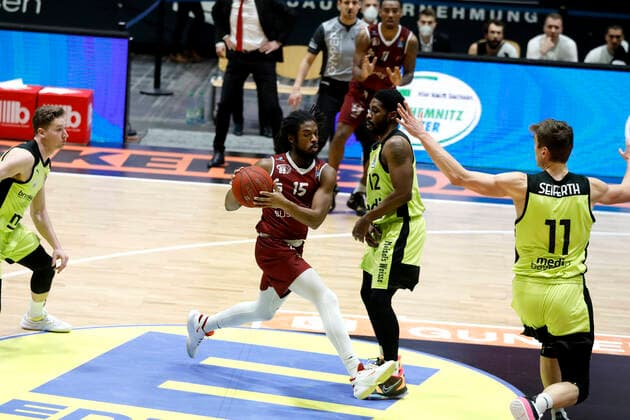 30 01 2021, easyCredit Basketball Bundesliga, BBL, 2020 2021 season, mens, Chemnitz Niners Medi Bayreuth Marcus Thornton, Niners Chemnitz Chemnitz Fair Chemnitz Saxony Germany