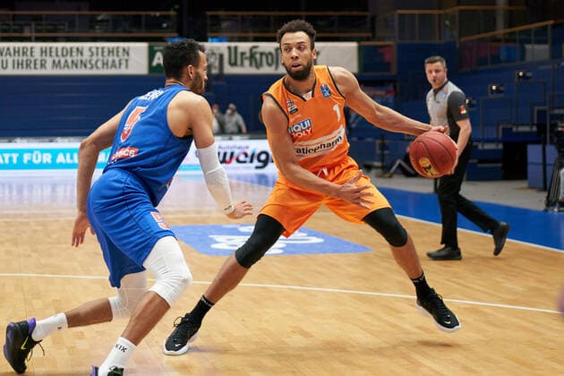 Syntainics MBC Ratiopharm Ulm, Basketball, Bundesliga, Men, 15 Matchday, 30 01 2021, v l David Brembly MBC, 5 , Demitrius Conger Ulm, 1 Syntainics MBC ratiopharm ulm, Basketball, Bundesliga, Men, 15 Matchday, 30 01 2021, Weissenfels Copyright: xSchulz Eibner-Pressefotox ep_esz