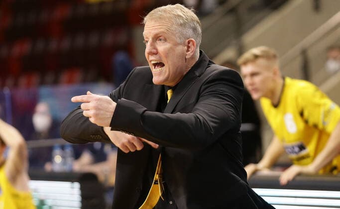 Ludwigsburg , Basketball easyCredit BBL Bundesliga , MHP RIESEN Ludwigsburg vs JobStairs GIESSEN 46ers , John Patrick Coach Riesen