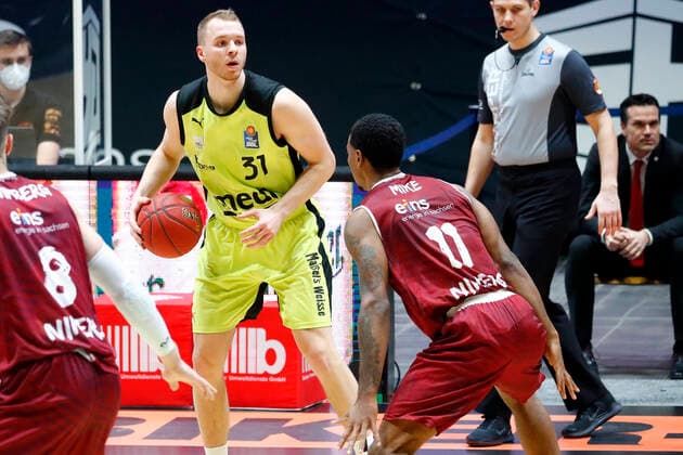 15 Matchday of the easyCredit BBL Basketball Bundesliga at Messe Chemnitz Season 2020 2021 NINERS Chemnitz vs Medi Bayreuth Osvaldas Olisevicius Medi Bayreuth 31 left Isiaha Mike NINERS Chemnitz 11 right