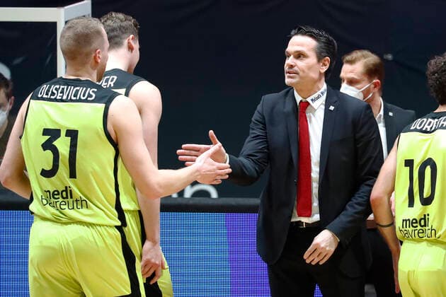 15 Matchday of the easyCredit BBL Basketball Bundesliga at Messe Chemnitz Season 2020 2021 NINERS Chemnitz vs Medi Bayreuth Raoul Korner Medi Bayreuth coach right Osvaldas Olisevicius Medi Bayreuth 31 left