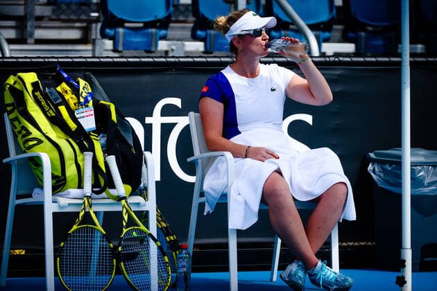 Ysaline Bonaventure WTA, Tennis Damen 123) takes a sip of a drink during her match against Daniele Collins (WTA 13) during the Summer Series match, Sunday 31 January 2021 in Melbourne Park, Melbourne, Australia. PATRICKxHAMILTON  x05950089x