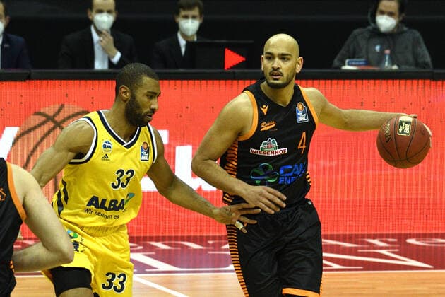 v l Jayson Granger Alba, Stefan Peno Rasta Vechta, 31 01 2021, BBL, Alba Berlin vs RASTA Vechta , at Mercedes Benz Arena, GER, Berlin, 31 01 2021, BBL, Alba vs RASTA Vechta Berlin Copyright: xUwexKoch xEibner-Pressefotox EP_ukh