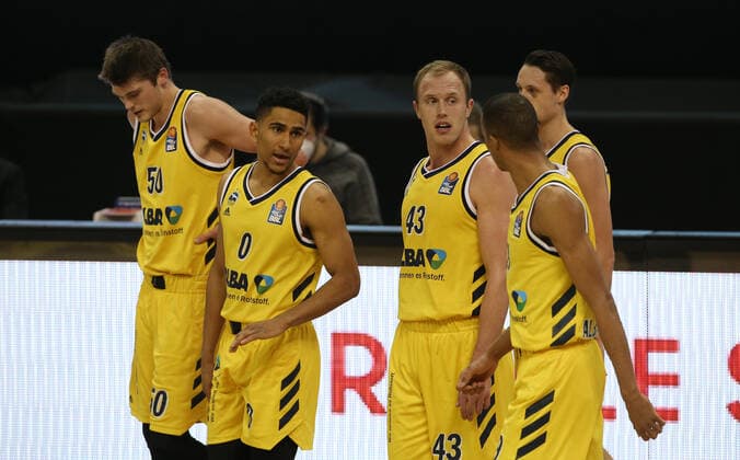 Ben Lammers, Maodo Lo, Luke Sikma, Louis Olinde Sport Basketball BBL Bundesliga Men Season 2020 2021 31 01 2021 ALBA Berlin vs RASTA Vechta