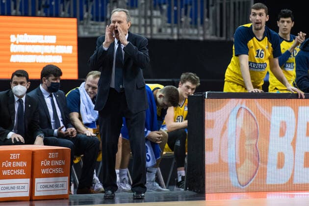 Basketball Berlin 31 01 2021 Season 2020 2021 BBL easyCredit BBL Alba Berlin vs Rasta Vechta Head coach Aito Garcia Reneses ALB