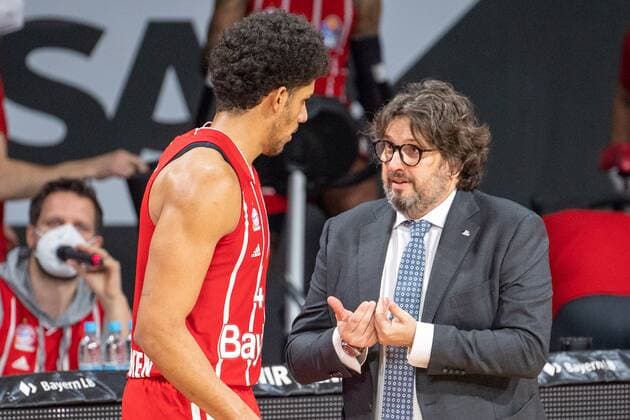 Sasha Grant 44 FC Bayern , Head Coach Andrea Trinchieri FC Bayern , FC Bayern Basketball vs Crailsheim Merlins, BBL, 31 01 2021 Muenchen Bayern Germany Copyright: xkolbert-press UlrichxGamelx