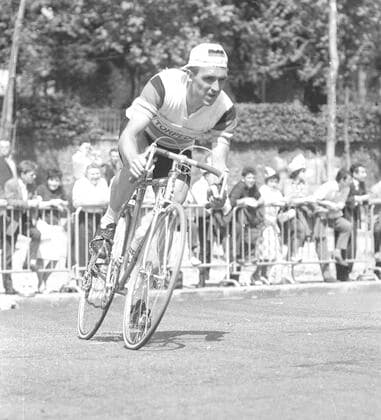Tour de France 1961 Start in Rouen 25 06 1961 Hennes Junkermann in action Sport Cycling Tour de France 1961 Rouen France HM