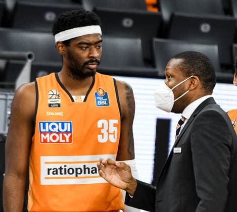 GER, BBL, ratiopharm ulm vs Fraport Skyliners 02 02 2021, ratiopharm arena, Neu Ulm, GER, BBL, ratiopharm ulm vs Fraport Skyliners, pictured Aric Holman Ulm, 35 , Tyron McCoy Ulm nordphoto.GmbHx xHafner nph00200