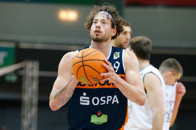 Leverkusen, Germany 03 February 2021 2 BBL Pro A 2020 2021 Bayer Giants Leverkusen vs Rostock Seawolves Sid Marlon Theis Rostock Seawolves Ostermann Arena Nordrhein Westfalen Copyright: xFotostandx xvanxderxVeldenx