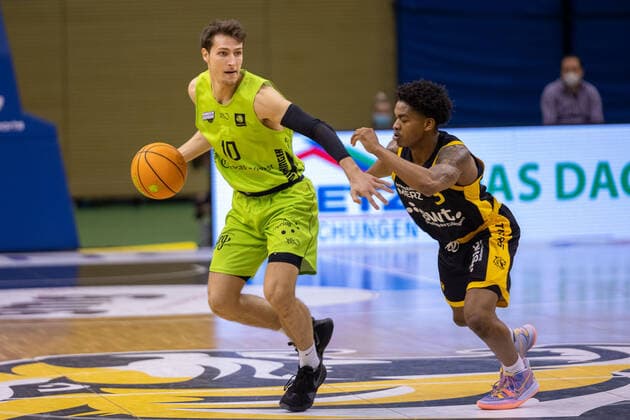Jack Pagenkopf Ehingen Urspring, 10 Joshua Sharkey Tigers Tübingen, 3 ¨¨¨Tigers Tübingen vs Ehingen Urspring, 2 Basketball, Bundesliga, Pro A, Barmer 2 Basketball, Matchday 19, Season 2020 2021, 03 02 2021, ¨¨ Tigers Tübingen Ehingen Urspring , Basketball, 2 Bundesliga, Barmer 2 Basketball, Matchday 19, Season 2020 2021, 03 02 2021 Rottenburg am Neckar. Copyright: xNinaxSander xEibnerxPressefotoxIx EP_NSR