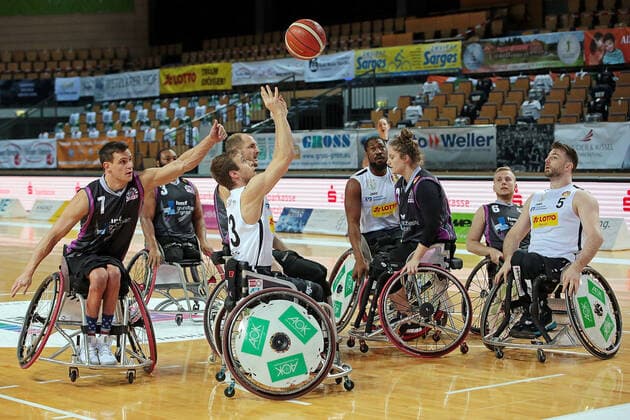 03 02 2021, xovx, Wheelchair Basketball, 1 Bundesliga, RSV Lahn Dill Rhine River Rhinos Wiesbaden v l Chayse Wolf Rhine River Rhinos Wiesbaden , Tommie Lee Gray Rhine River Rhinos Wiesbaden , Thomas Böhme RSV Lahn Dill , Andre Hopp Rhine River Rhinos Wiesbaden , Brian Bell RSV Lahn Dill , Arinn Young Rhine River Rhinos Wiesbaden , Jim Palmer Rhine River Rhinos Wiesbaden , Simon Brown RSV Lahn Dill Wetzlar Rittal Arena Hessen Germany EN