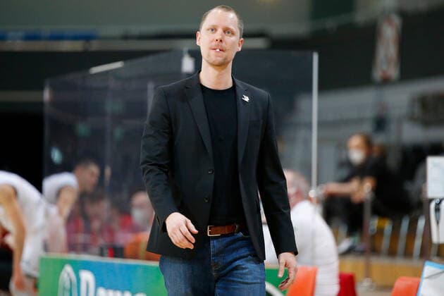 Leverkusen, Germany 03 February 2021 2 BBL Pro A 2020 2021 Bayer Giants Leverkusen vs Rostock Seawolves Assistant Coach Christian Held Rostock Seawolves Ostermann Arena Nordrhein Westfalen Copyright: xFotostandx xvanxderxVeldenx