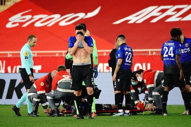 Blessure - Jeff Reine Adelaide (OGC Nice) FOOTBALL : AS Monaco vs OGC Nice - Ligue 1 Uber Eats - Monaco - 03 02 2021 NorbertScanella PanoramiC 