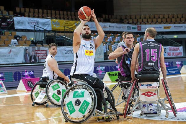 03 02 2021, xovx, wheelchair basketball, 1 Bundesliga, RSV Lahn Dill Rhine River Rhinos Wiesbaden v l Simon Brown RSV Lahn Dill , Michael Auprince RSV Lahn Dill , Chayse Wolf Rhine River Rhinos Wiesbaden , Andre Hopp Rhine River Rhinos Wiesbaden Wetzlar Rittal Arena Hessen Germany EN
