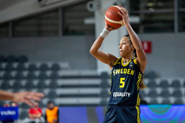 210204 Kalis Loyd of Sweden during the FIBA Women s Euro Qualifier basketball match between Montenegro and Sweden on February 4, 2021 in Podgorica Photo Nikola Krstic BILDBYRAN COP 307 XX0012 basket basketball fiba women s eurobasket qualifier montenegro sweden bbeng sverige montenegro,  Copyright: NIKOLAxKRSTIC BB210204BB550