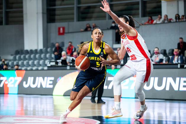 210204 Kalis Loyd of Sweden during the FIBA Women s Euro Qualifier basketball match between Montenegro and Sweden on February 4, 2021 in Podgorica Photo Nikola Krstic BILDBYRAN COP 307 XX0012 basket basketball fiba women s eurobasket qualifier montenegro sweden bbeng sverige montenegro,  Copyright: NIKOLAxKRSTIC BB210204BB564