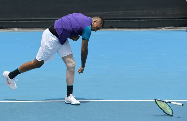 TENNIS MURRAY RIVER OPEN, Nick Kyrgios of Australia smashes his racket during his Murray River Open - ATP, Tennis Herren 250 match against Borna Coric of Croatia at Melbourne Park in Melbourne, Friday, February 5, 2021.. ( NO ARCHIVING, EDITORIAL USE ONLY, NO USE IN BOOKS WITHOUT CONSENT MELBOURNE VIC AUSTRALIA  Copyright: xDAVExHUNTx 20210205001518418451