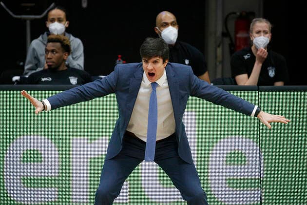 BBL easyCredit Basketball Bundesliga Season 2020 2021 16 Matchday on Friday, 05 February 2021 at edel optics de Arena in Hamburg Hamburg Towers Medi Bayreuth Headcoach Pedro Calles Towers Hamburg Towers Medi Bayreuth