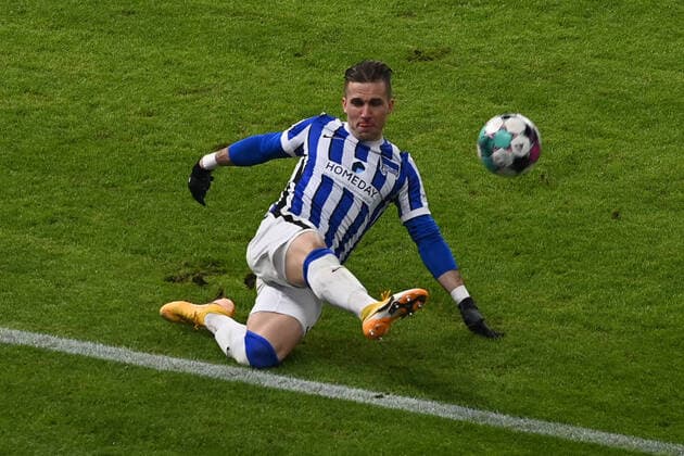 Fussball, Herren, 1. Bundesliga, Saison 2020 21, (20. Spieltag), Hertha BSC - FC Bayern München (0:1), Peter Pekarik (Hertha BSC), 05.02. 2021, *** Football, Mens, 1 Bundesliga, 2020 21 season, Matchday 20 , Hertha BSC FC Bayern Munich 0 1 , Peter Pekarik Hertha BSC , 05 02 2021, Copyright: xMatthiasxKochx