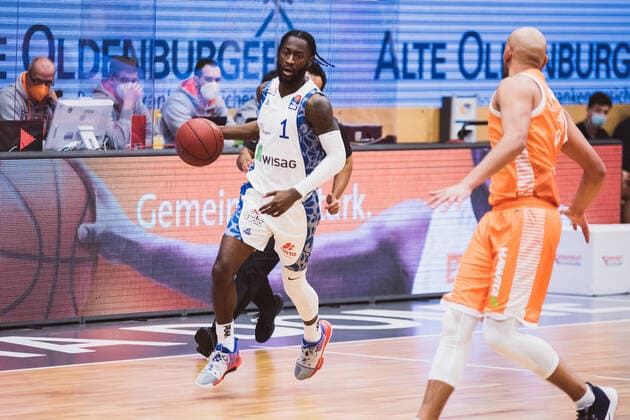 Basketball, BBL, Rasta Vechta - Fraport Skyliners