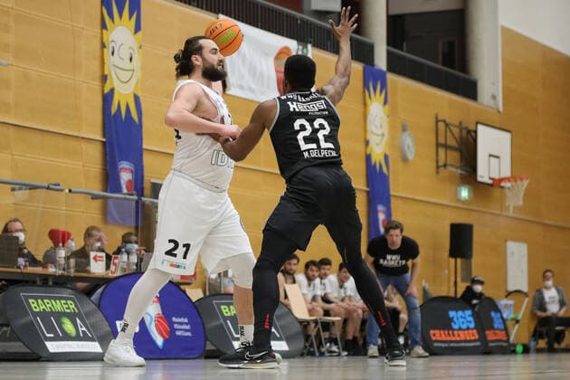 ProB Basketball Liga ART Giants Duesseldorf vs WWU Baskets Muenster, 06 02 2021 Game Scene ProB Basketball Liga ART Giants Duesseldorf vs WWU Baskets Muenster, 06 02 2021 Copyright: xBEAUTIFULxSPORTS KennyxBeelex