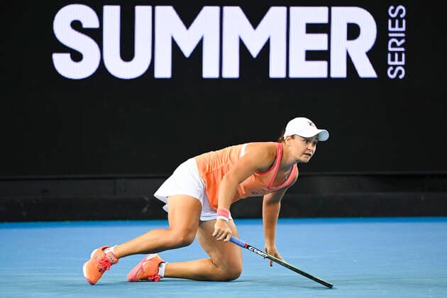 TENNIS YARRA VALLEY CLASSIC, Ashleigh Barty of Australia in action during the Yarra Valley Classic - WTA, Tennis Damen 500 final match against Garbine Muguruza of Spain at Melbourne Park in Melbourne, Sunday, February 7, 2021. ( NO ARCHIVING, EDITORIAL USE ONLY, NO USE IN BOOKS WITHOUT CONSENT MELBOURNE VIC AUSTRALIA  Copyright: xDAVExHUNTx 20210207001518850797