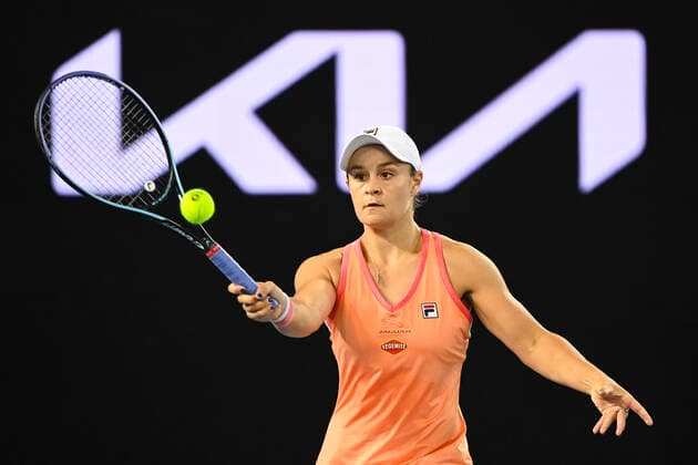 TENNIS YARRA VALLEY CLASSIC, Ashleigh Barty of Australia in action during the Yarra Valley Classic - WTA, Tennis Damen 500 final match against Garbine Muguruza of Spain at Melbourne Park in Melbourne, Sunday, February 7, 2021. ( NO ARCHIVING, EDITORIAL USE ONLY, NO USE IN BOOKS WITHOUT CONSENT MELBOURNE VIC AUSTRALIA  Copyright: xDAVExHUNTx 20210207001518856292