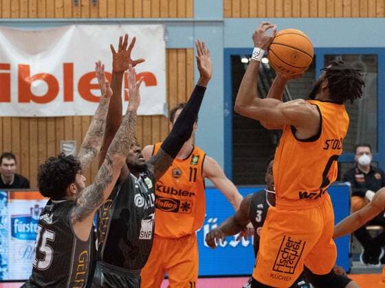 Courtney Jahlil Stockard Wiha Panthers Schwenningen 0 wiha Panthers Schwenningen vs MLP Academics Heidelberg, Basketball, BARMER 2 BASKETBALL BUNDESLIGA, 10 Spieltag 2020 2021, 06 02 2021, wiha Panthers Schwenningen vs MLP Academics Heidelberg, Basketball, BARMER 2 BASKETBALL BUNDESLIGA, 10 Spieltag 2020 2021, 06 02 2021, Copyright: xMiclasxHaasis Eibner-Pressefotox EP_mhs