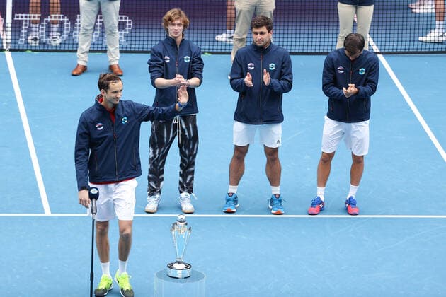 (210207) -- MELBOURNE, Feb. 7, 2021 -- Daniil Medvedev (1st L) of Russia speaks during the victory ceremony after the final match between Russia and Italy of ATP, Tennis Herren cup at Melbourne Park, in Melbourne, Australia, Feb. 7, 2021. ) (SP)AUSTRALIA-MELBOURNE-TENNIS-ATP CUP-FINAL BaixXuefei 