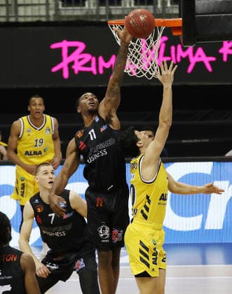 Jonas Richter, Isiaha Mike, Simone Fontecchio action game scene duel sports basketball BBL Bundesliga men season 2020 2021 07 02 2021 ALBA Berlin vs Niners Chemnitz