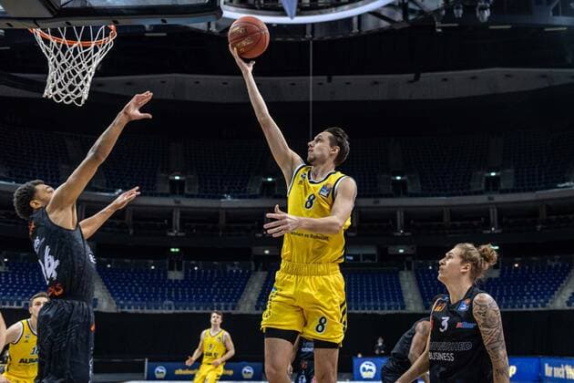 Basketball Berlin 07 02 2021 Season 2020 2021 BBL 1 Bundesliga easyCredit BBL Alba Berlin NINERS Chemnitz Marcus Eriksson Alba Berlin, No 08